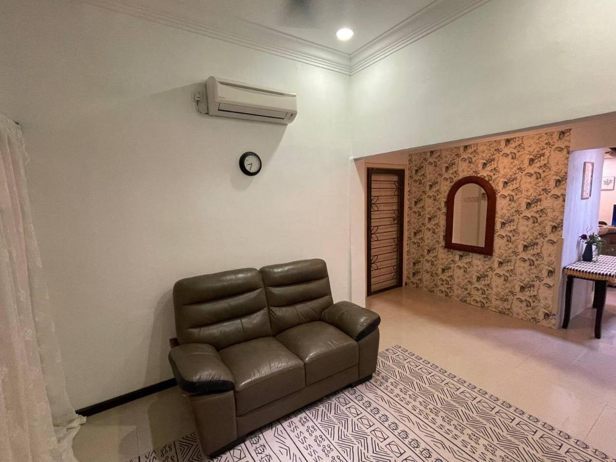 بيتالينغ جايا Homestay Laman Nuri, Kota Damansara المظهر الخارجي الصورة