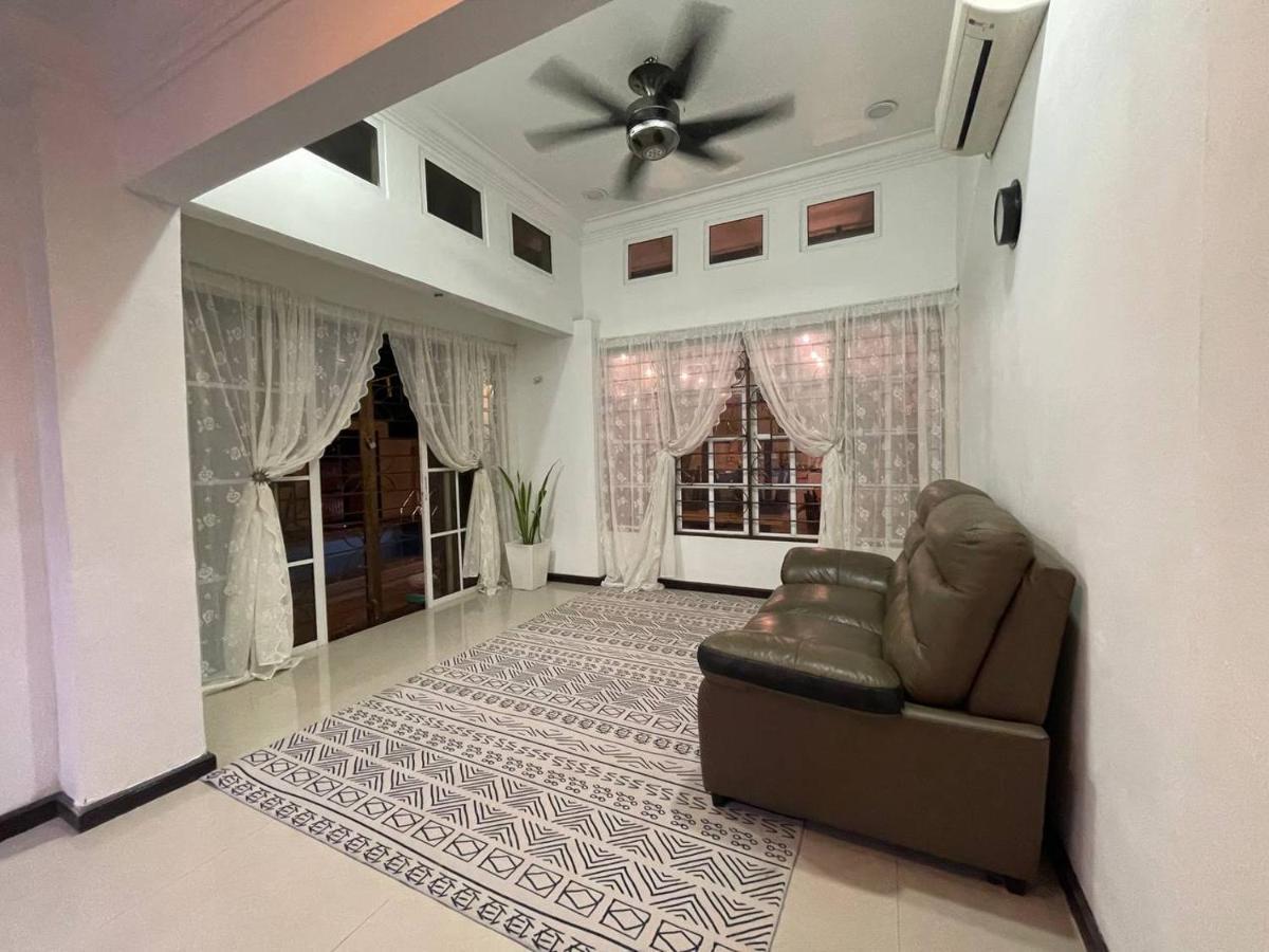 بيتالينغ جايا Homestay Laman Nuri, Kota Damansara المظهر الخارجي الصورة